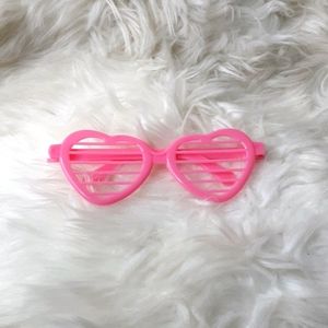 Pink Heart shaped party glasses
